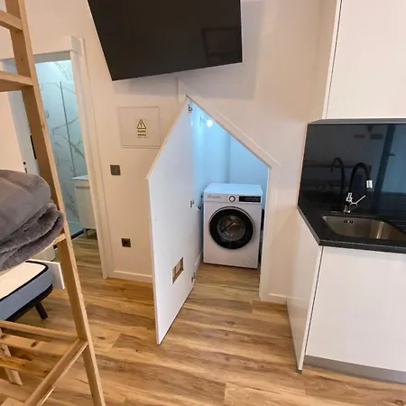 Апартаменты Modern Flat In