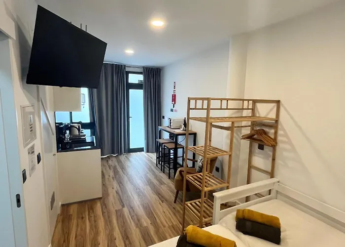 Modern Flat In Апартаменты Машику